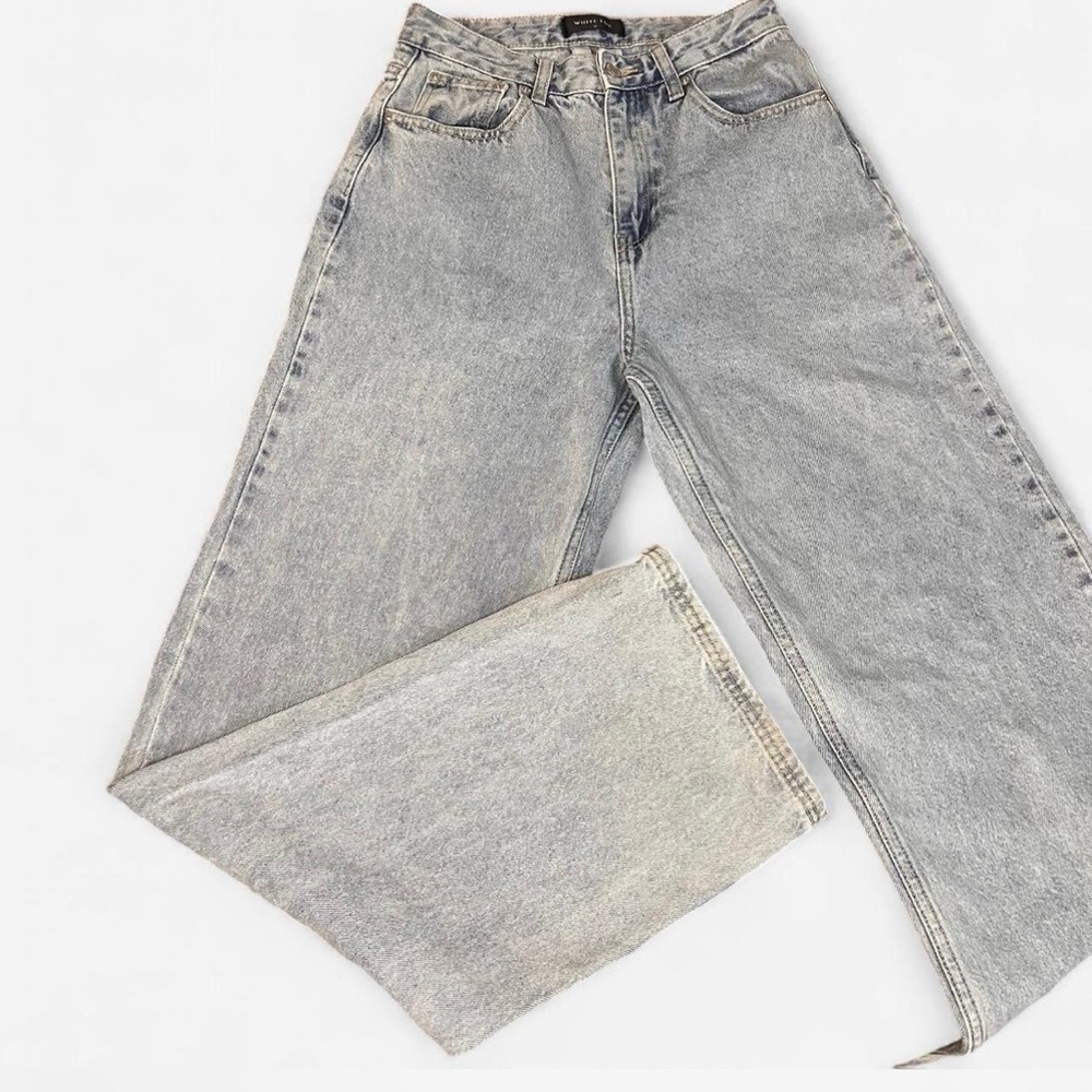 White Fox Boutique On Replay‎ High Rise Straight Leg Jeans Ice Blue Size Medium